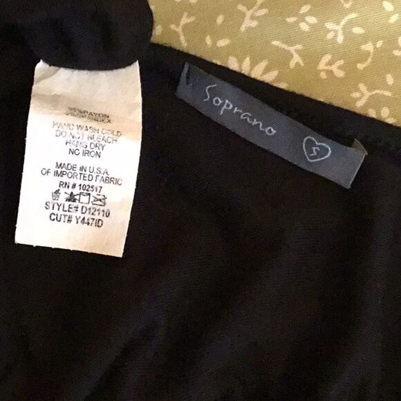 Black sexy, sleek dress by SOPRANO in small - Picture 4 of 8